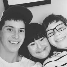 Allison J Brown,MD, 920 Woodruff Rd, Greenville, SC 29607, US