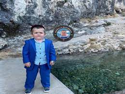 Hasbulla age, hasbulla magomedov age. This Little Kid From Russia Is Ruling Internet But There S A Twist