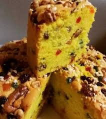 Karamelkan gula di dalam kuali. Resepi Kek Buah Bakar Azlina Ina