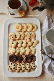 Biscotti al burro come in pasticceria, dessert siciliani si sciolgono in bocca. Biscotti Da Te O The O Tea Con Sparabiscotti La Ricetta Della Felicita