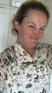 Not only is our best-selling Hunt Scene print available in a baselayer,  it's also available in an Ideal Down Vest too! 🤩 Wearing them together is  optional 👀