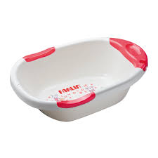 Bathing a newborn may seem daunting at first, but with a little preparation and the right setup, baby's first bath (and those you would have thought she was washing dishes! Farlin Baby Bath Tub With Net Mummy Bebe