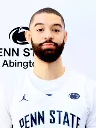 Christian Niles's Instagram, Twitter & Facebook