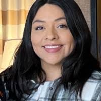 Victoria Navarrete's Instagram, Twitter & Facebook