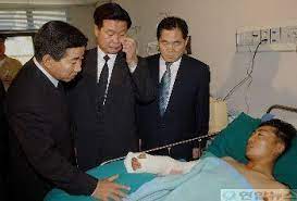 청양경찰서에 따르면, 이날 오후 2시 26분쯤 충남도 청양군 청양읍 지천 생태공원 인근 하천에서 산책을 하던 마을 주민이 물 속에 떠있는 시신 2구를 발견해 경찰에 신고했다. ê¹€ëŒ€ì¤' ë…¸ë¬´í˜„ì€ ì •ë§ ì„œí•´êµì „ ìž¥ë³'ì„ ì™¸ë©´í–ˆë‚˜ ë½ë¿Œ ìžìœ ê²Œì‹œíŒ