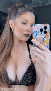 Amanda Cerny Nude Celebritys Pussy Photos - amandacerny Onlyfans Leaked