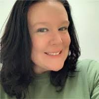 Shana Macdonald's Instagram, Twitter & Facebook