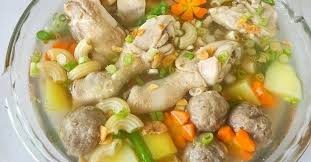 3 masukkan kentang, wortel, dan buncis. Bosan Makan Rendang Dan Opor Ganti Dengan Sup Ayam Bakso Segar