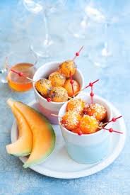 Billes De Melon Caramelisees Recette Appetizers Small Bites Recette Recettes De Cuisine Et Brochette Fruits