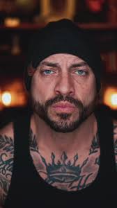 Michael Genay (@magic.mike.g)