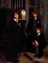 Harry Potter And The Sorcerer S Stone Promo Shot Of Rupert Grint Daniel Radcliffe Emma Watson Harry Potter Cast Harry Potter Actors Harry Potter Aesthetic
