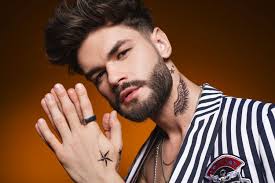Cleopatra stratan edward sanda dragoste va rog official video.mp3. Edward Sanda Stie Ce Le Place Fetelor Artistul Lanseaza O Piesa Noua Alaturi De Anastasia