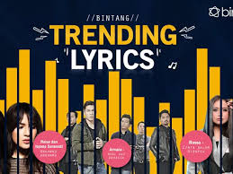 Tetap setia padamu kau kudamba dalam jiwaku kau lah mimpi dalam anganku bila malam menjemput mimpi dalam tidurku hooo reff : Bintang Trending Lyrics Raisa X Isyana Armada Rossa News Entertainment Fimela Com
