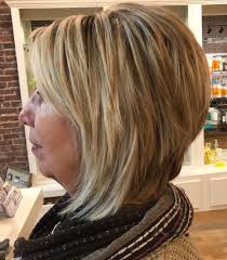 What are the different types of layered haircuts? Short To Medium Layered Hairstyles For Over 50