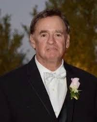 Robert Ide's Instagram, Twitter & Facebook