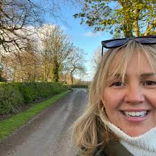 Urn Large: Height: 25 inches Price: Rs 32,000 Small: Height: 20 inches  Price: Rs 27,800 Material: Ceramic #zynahome