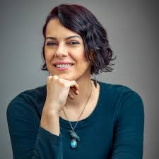 Amazon.com: Three Crows Magazine #7 eBook : Vrana, A. J., Wilkes, Ally,  Grist, Rhiannon, Piel, Michel, Willis, Suzanne: Kindle Store