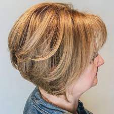 17 Best Hairstyles For Women Over 60 To Look Younger 2021 Trends Womens Hairstyles Over 60 Hairstyles Older Women Hairstyles