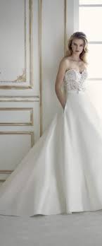 Das wichtigste kleid einer frau sollte gut gewählt sein. 19 Happy Brautmoden Ideen Brautmode Hochzeitskleid Brautkleid