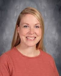 Laura Cosse's Instagram, Twitter & Facebook