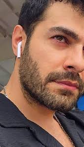 مرحبا صبايا كيفكن " سمعت انو مسلسل تل الرياح لح يتوقف ليش شو السبب ، والخبر  سمعت صحيح هلق نحنا مافينا نعمل شي لحتى مايوقف ، ومافهمت كمان لي لح يوقف شو  السبب .. 🥹🥹💔