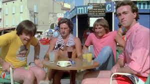Elle contribuera à renforcer la confiance des publics en intensifiant le dialogue entre les rédactions et leurs auditeurs. Les Sous Doues En Vacances 1982 Accroche Toi Petit On Va Faire Un Tour Youtube