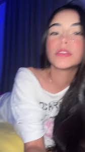 Daisy Petrov's Instagram, Twitter & Facebook