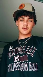 Brayden Kidd's Instagram, Twitter & Facebook