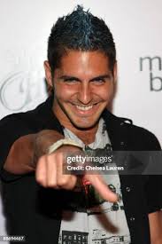 422 Les Warren Stock Photos, High-Res Pictures, and Images