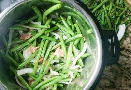 Green beans with bacon is a delicious instant pot side dish. Green Beans With Bacon Instant Pot Recipe With Fresh Green Beans