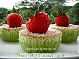 Saya hanya buat sekitar 1/4 resep. Few Weeks Ago When My Good Friend Joyce Posted Her Bake Of This Magic Custard Cake In Her Facebook I Was Curious And W Savoury Cake Baking Magic Custard Cake