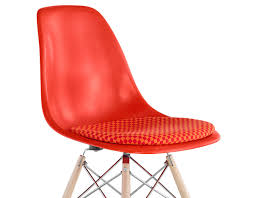 99 list list price $50.99 $ 50. Eames Dowel Base Side Chair With Seat Pad Hivemodern Com