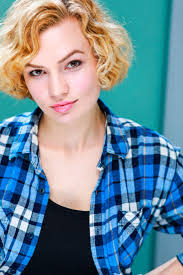 Victoria Strange's Instagram, Twitter & Facebook