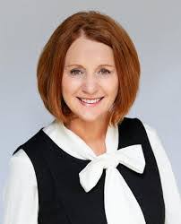 Alyssa Landers's Instagram, Twitter & Facebook