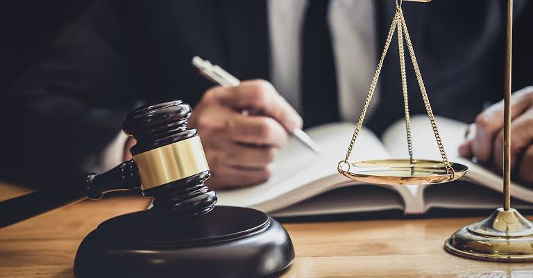 DUI Lawyer - What Does a DUI Lawyer Do?