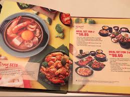 Di antara dua makanan khas bandung ini, mana yang lebih kamu suka: Review Dubuyo Urban Korean Food Miszdae Travel Blogger Malaysia