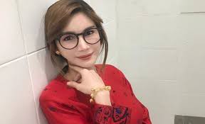 Waran tangkap itu dikeluarkan terhadap nur sajat kerana tidak hadir tanpa sebarang alasan bagi pendakwaan kes di mahkamah. Waran Tangkap Untuk Sajat Sabah Post