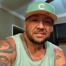 Jason Eli Johnson (@Elieverlast74)