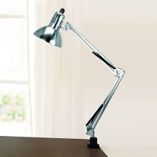 It is equipped with a swiveling diffuser that allows to direct the light according to the needs and is perfect as a reading light or even to. Lite Source Lighting Swing Arm Clamp Desk Lamp Lsf 105ps Destination Lighting