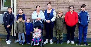 Enregistrement en studio pour une belle association de chez nous les cœurs éléphants pour les enfants en situation d'handicap pic.twitter.com/k1w9eubnz3. Nicola Sirkis Rencontre Ses Trois Enfants