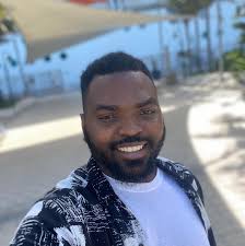 I've been an entrepreneur for 30 plus years. I've taught so many so many  things. But this group of humans gave me permission to Love again and, I  love them Real BAD!!