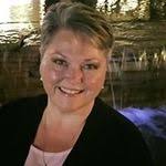 Elizabeth Mccaslin's Instagram, Twitter & Facebook