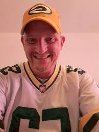 Packers fan celebrates birthday with jersey gift
