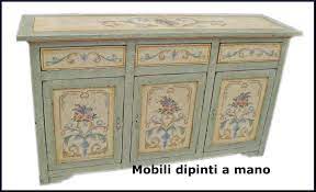 Credenza A Tre Ante Con Fiori E Greche Credenze Dipinte Decorazioni Credenza