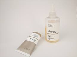 The ordinary is an evolving collection of treatments offering familiar, effective clinical technologies positioned to raise integrity in skincare. The Ordinary Skincare Fur Trockene Gesichtshaut Glanz Staub