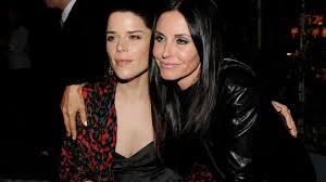 She became known in the … Baby Adoptiert Scream Neve Campbell Ist Wieder Mama Promiflash De