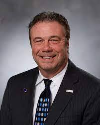 Eric Daines's Instagram, Twitter & Facebook