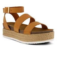 ¡que nada te impida ir a la ultima! Larissa Wedge Sandal By Patrizia Spring Step Shoes