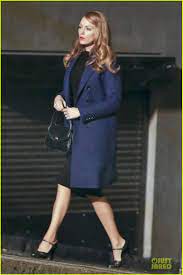 602,461 likes · 228 talking about this. Ryan Reynolds Takes The Other Important Woman In His Life To Dinner And It S Not Blake Lively Ryan Reynolds Woma Age Of Adaline Blake Lively Style Fashion