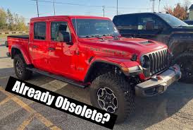 The 2021 gladiator hasn't been evaluated by the insurance institute for highway safety or the national highway and traffic safety administration. Dealer Says My 2021 Jeep Gladiator Rock Sliders Are Obsolete And Puts On Plastic Tubular Steps The Fast Lane Truck